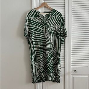 H&M Green and White Patterned Dress